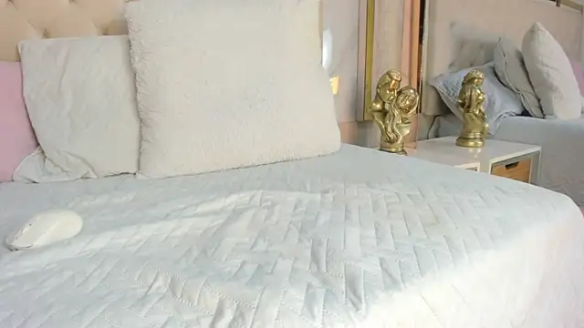 Cameron_Hearts's cam snapshot