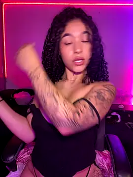 Crystal_Dluna's cam snapshot