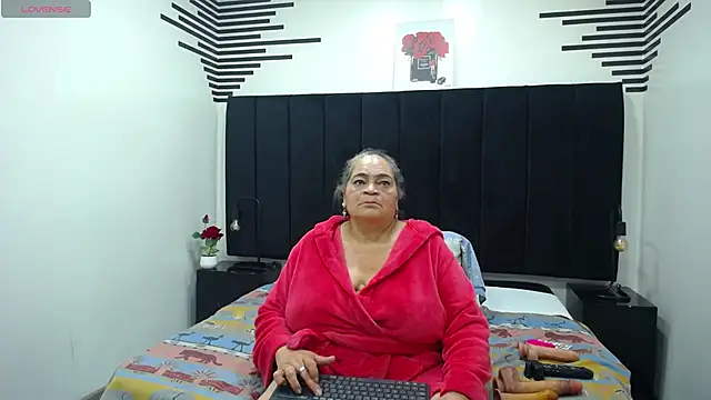 QueenMatturex's cam snapshot