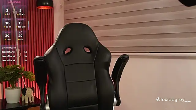 lexiee_grey_'s cam snapshot