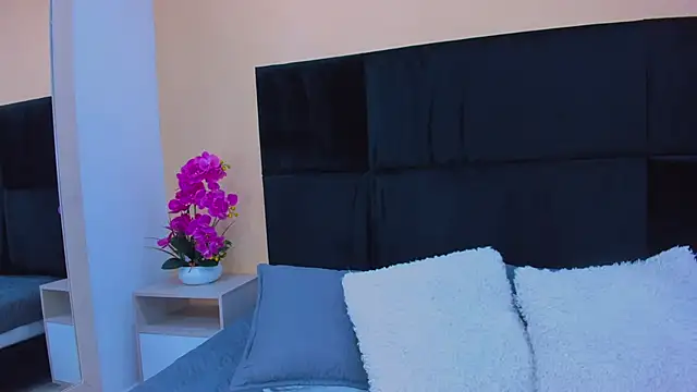 MaddyCrofft's cam snapshot