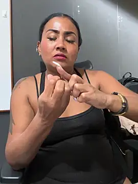 Ariana_Rodriguez's cam snapshot