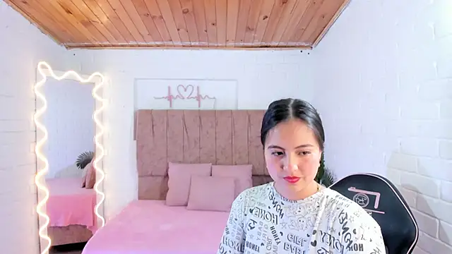 juanita_tay's cam snapshot