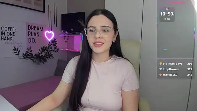 LiaWoow's cam snapshot