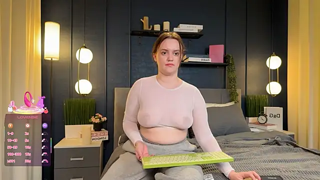 Lella_Ryann_'s cam snapshot