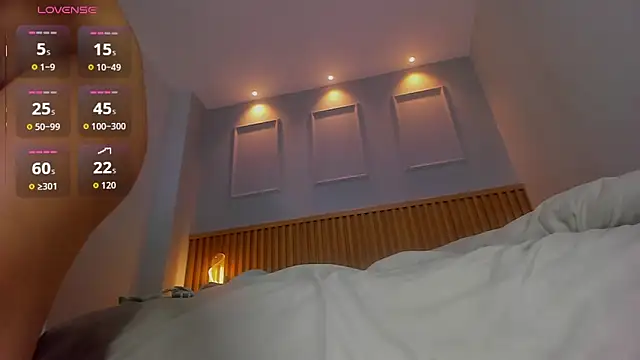 ALISSON_BARKER's cam snapshot