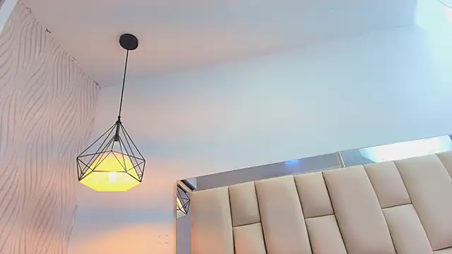 Vero_Temptation's cam snapshot