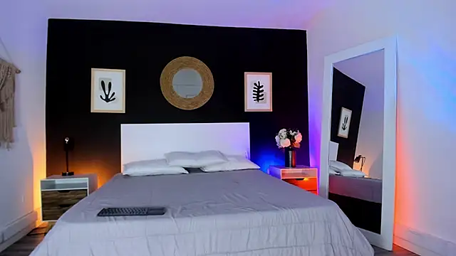 VioletPaket's cam snapshot