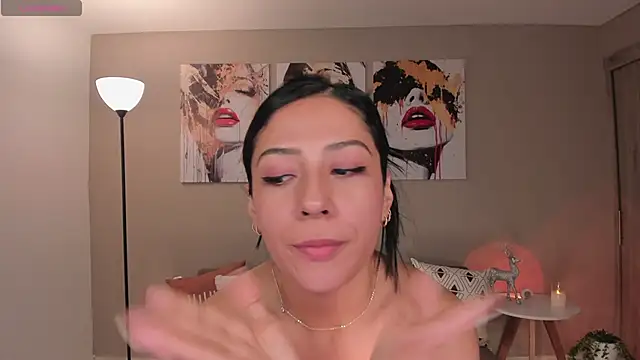 LilaWest's cam snapshot