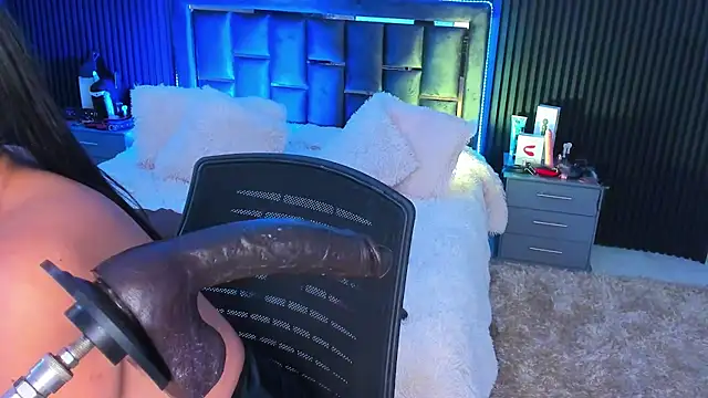 Issafoxx's cam snapshot