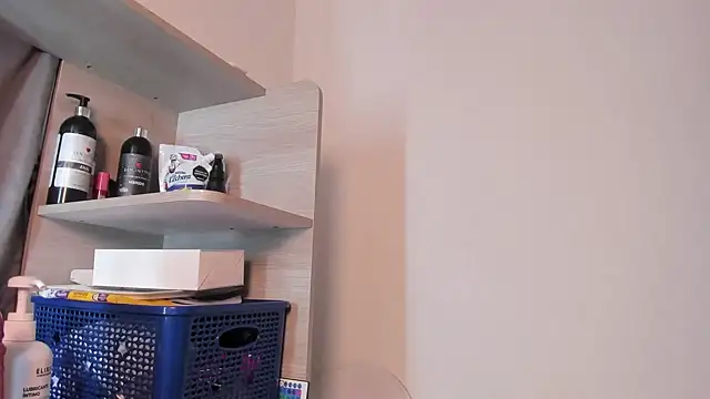 playsecrets's cam snapshot