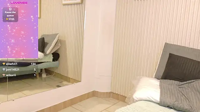 Abrilmirren's cam snapshot