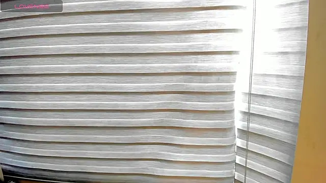 melanie_roux__'s cam snapshot