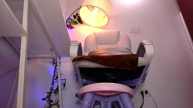 SUZZET_22's cam snapshot