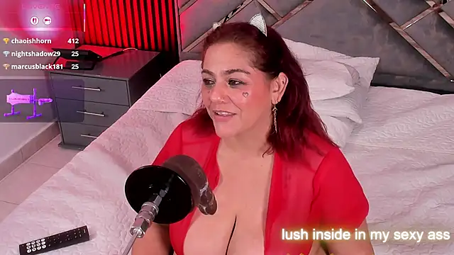 Aliyahsstone's cam snapshot