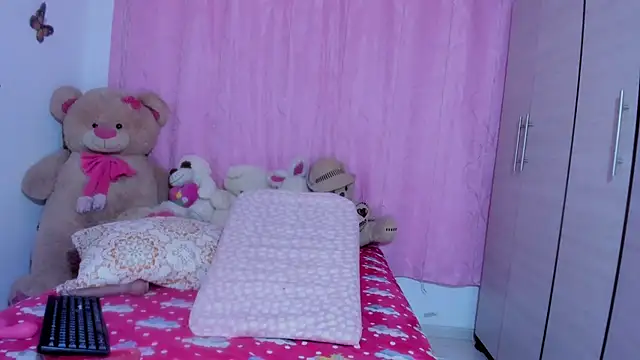 Dana_Jeins's cam snapshot