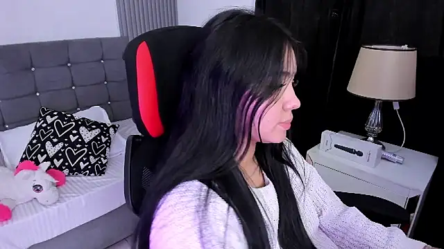 sara_hils1's cam snapshot