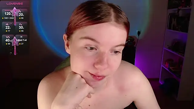 Strawberry_juli's cam snapshot