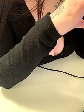 Ghostbaby02's cam snapshot