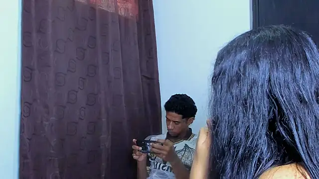 violet_and_myers's cam snapshot