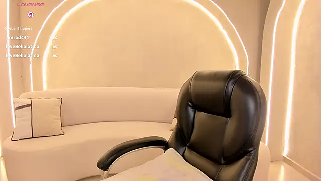 VeronicaBlue's cam snapshot