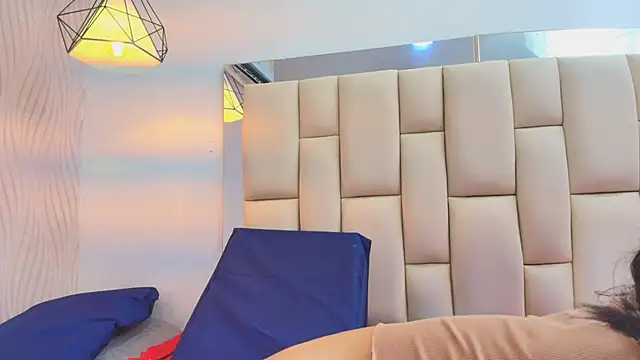 Vero_Temptation's cam snapshot