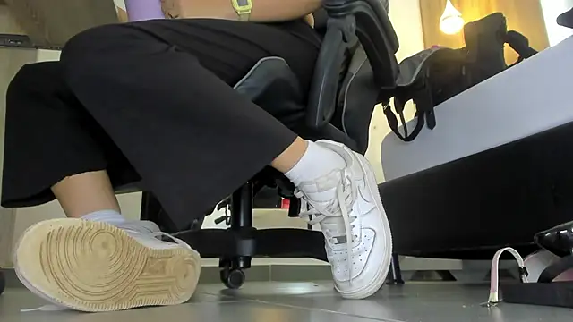 alma_fenix's cam snapshot