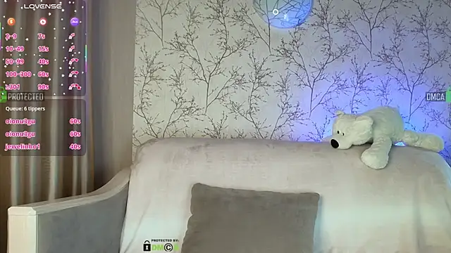 MilfeaN's cam snapshot