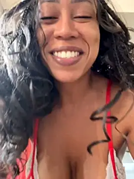 dianagolley420's cam snapshot