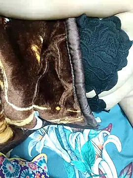 Pihu_Chopra's cam snapshot