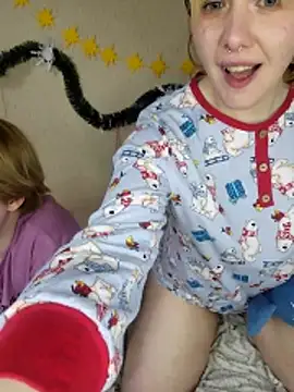 xrixsyx_and_ricky's cam snapshot