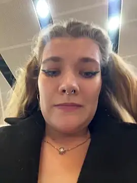 Holy_Tereza's cam snapshot