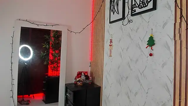 AnnaArela's cam snapshot