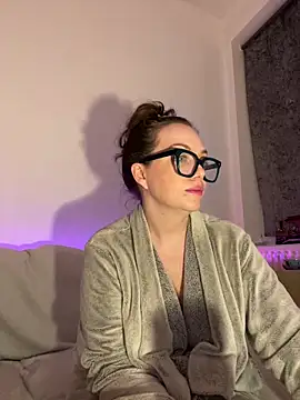 FemDom_RubyKnightXXO's cam snapshot