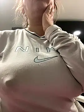 ruby_santana777's cam snapshot