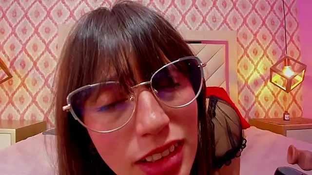 SHARONBLAKE2's cam snapshot