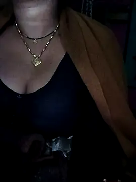 Rajni_hot83's cam snapshot