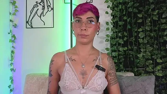 MiaMorgan_'s cam snapshot