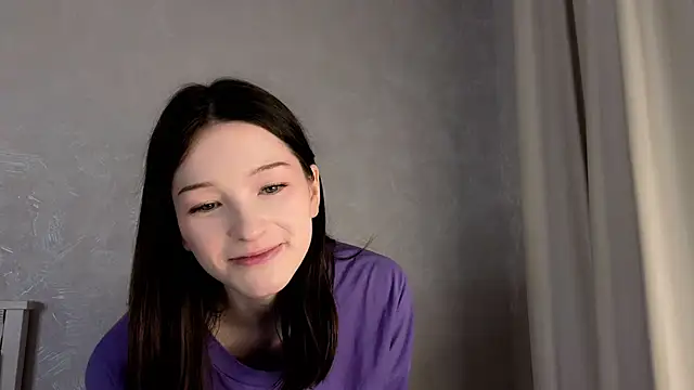 YvonneShames's cam snapshot