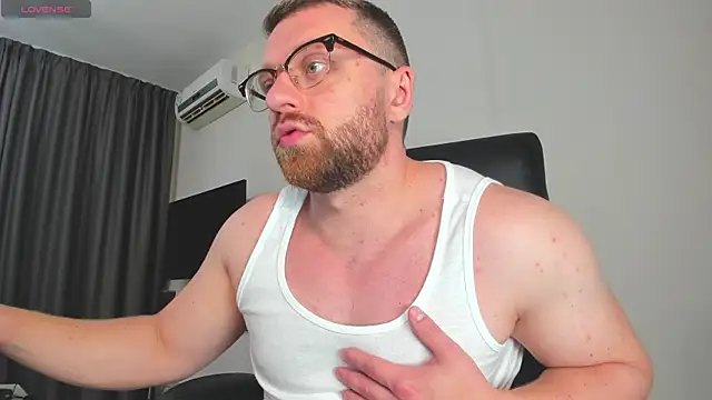 Findom_guy's cam snapshot