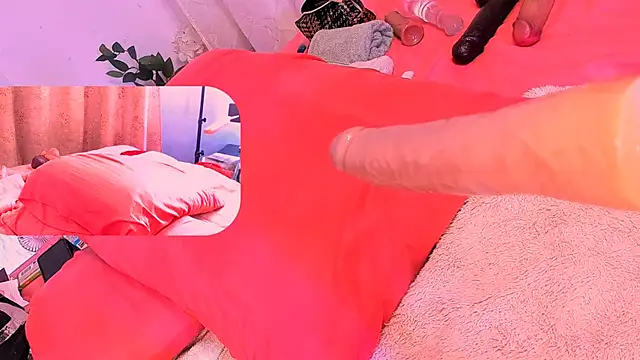 roberts_kloe's cam snapshot