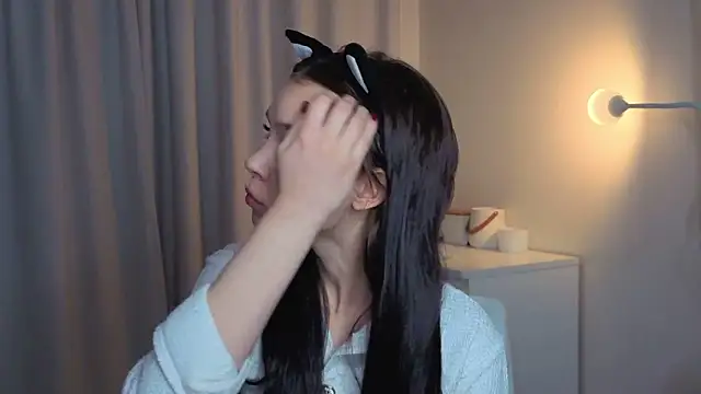 slyshypie's cam snapshot