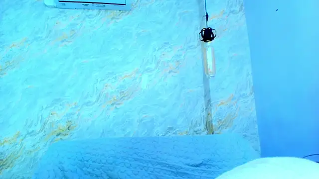 Mia_candy_0's cam snapshot