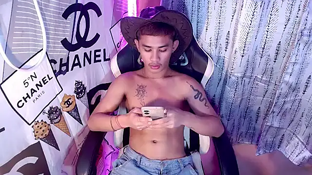 UrPinoyhot live sex cam