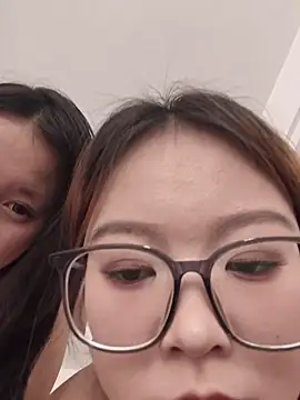 OuOu-ooo live sex cam