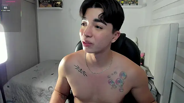 santy7v7 live sex cam