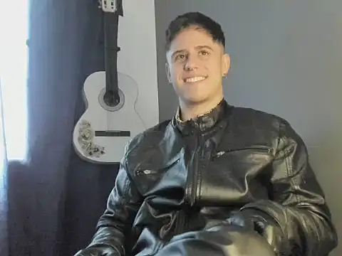 Antonello_Vannucci live sex cam