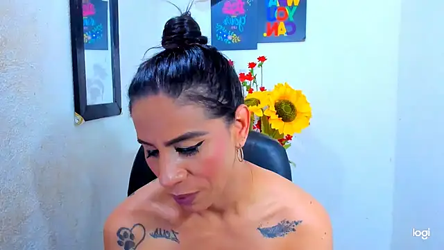 juanblakbigcock live sex cam