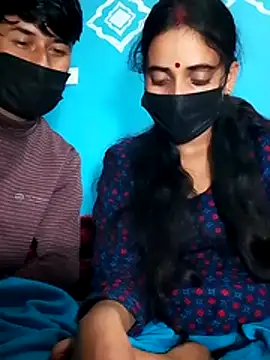 bold-couple live sex cam