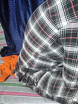 Strawberry4403 live sex cam